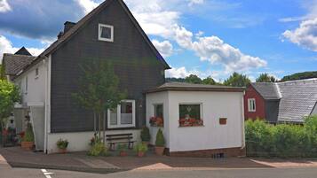 Apartment | Exterior