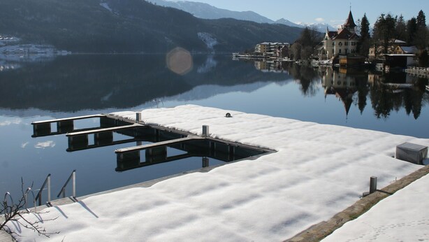 Outdoor pool - Apartment on the Milstättersee With Swimming Pool in the Summer (Seeboden)