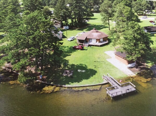Exterior - The Round House on Potato Creek at 1256 Quackenbush Road (Summerton)