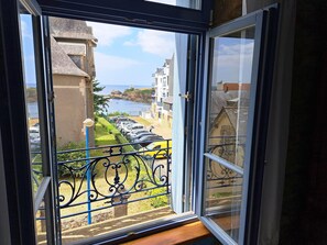 Apartment | 4 bedrooms - Ancienne Gendarmerie With Sea Views (Clohars-Carnoët)
