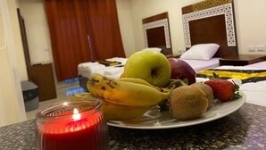 Ropa de cama de alta calidad, edredón y minibar 