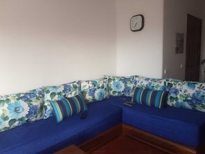 Apartment | Living area | 32-inch plasma TV with satellite channels, TV - Jawhara (Tetouan)