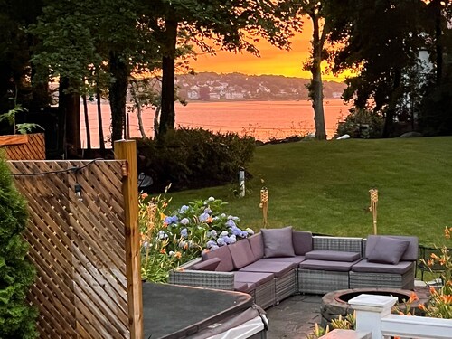 Hingham Harbor Retreat ~ Sunsets ~ Family Gatherings ~ Trails at World’s End