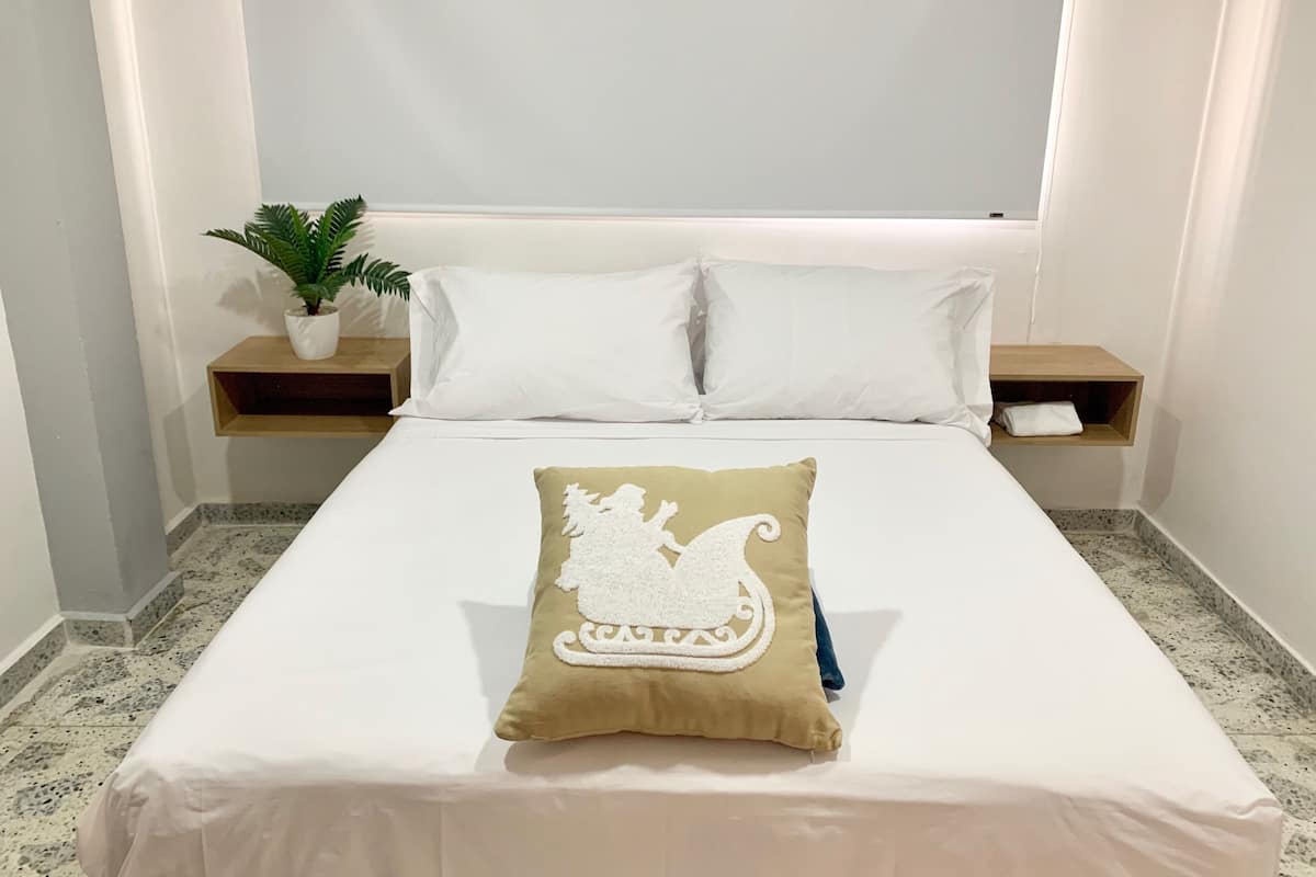 Tabla de planchar con plancha y wifi gratis