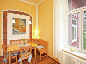 Villa | Restaurantes