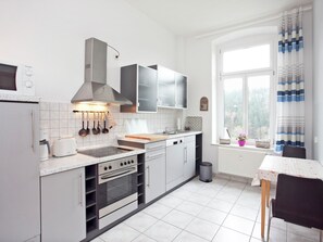 Villa | Eget kök | Barnstol