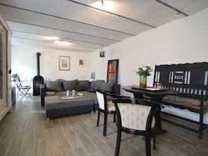 Apartment | Living area - Romantic Eifel Hideaway (Immerath)