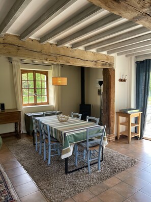 House | Dining - Countryside Stay in Fransu (Fransu)