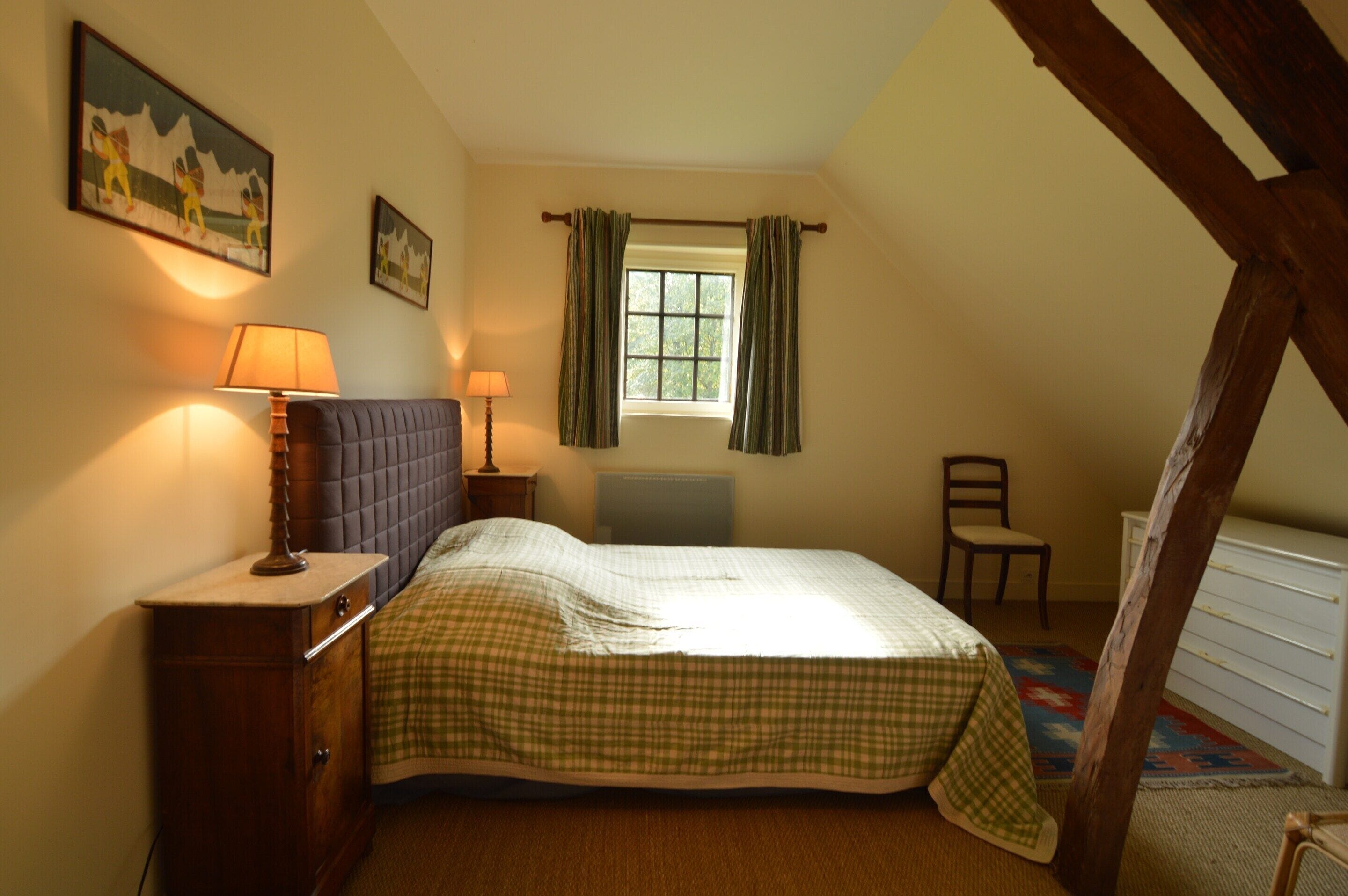 House | 2 bedrooms, individually furnished, bed sheets