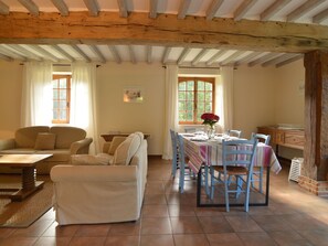 Dining - Countryside Stay in Fransu (Fransu)
