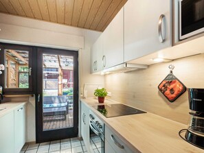 Bungalow | Dapur peribadi | Kerusi tinggi 