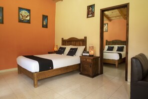 Standard Room, Multiple Beds | Free WiFi, bed sheets - Capital O Casa Manning y Salón la Troje (Omitlán de Juárez)
