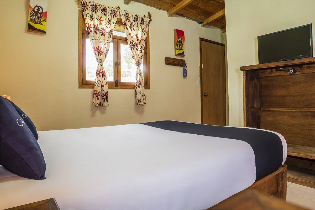 Standard Room | Free WiFi, bed sheets
