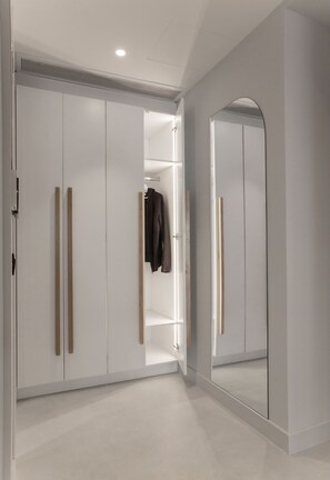 Interior - Acropolis Golden Suites | 2nd Floor (Athina)