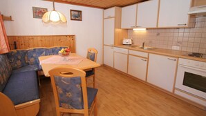 Unclassified image, 5 of 18, button - Tranquil Apartment in Rauris near Rauriser Hochalmbahnen (Rauris)