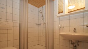 Unclassified image, 3 of 18, button - Tranquil Apartment in Rauris near Rauriser Hochalmbahnen (Rauris)