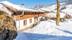 Unclassified image, 2 of 18, button - Tranquil Apartment in Rauris near Rauriser Hochalmbahnen (Rauris)