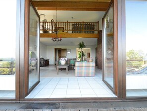 House | Interior detail - Spacious House With Beautiful Terrace (Hastiere)