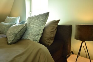 Villa | 7 bedrooms, individually furnished, bed sheets