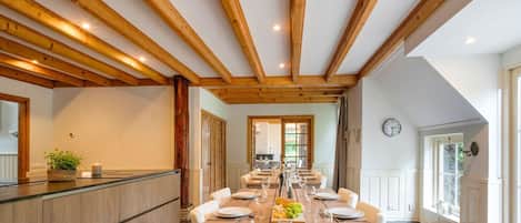 House | Dining