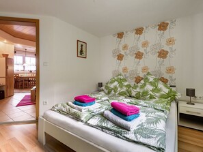 Ferienhaus | 1 Schlafzimmer, individuell eingerichtet, Bettwäsche