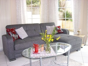 Living room - Appealing Apartment in Mechernich With Garden (Mechernich)