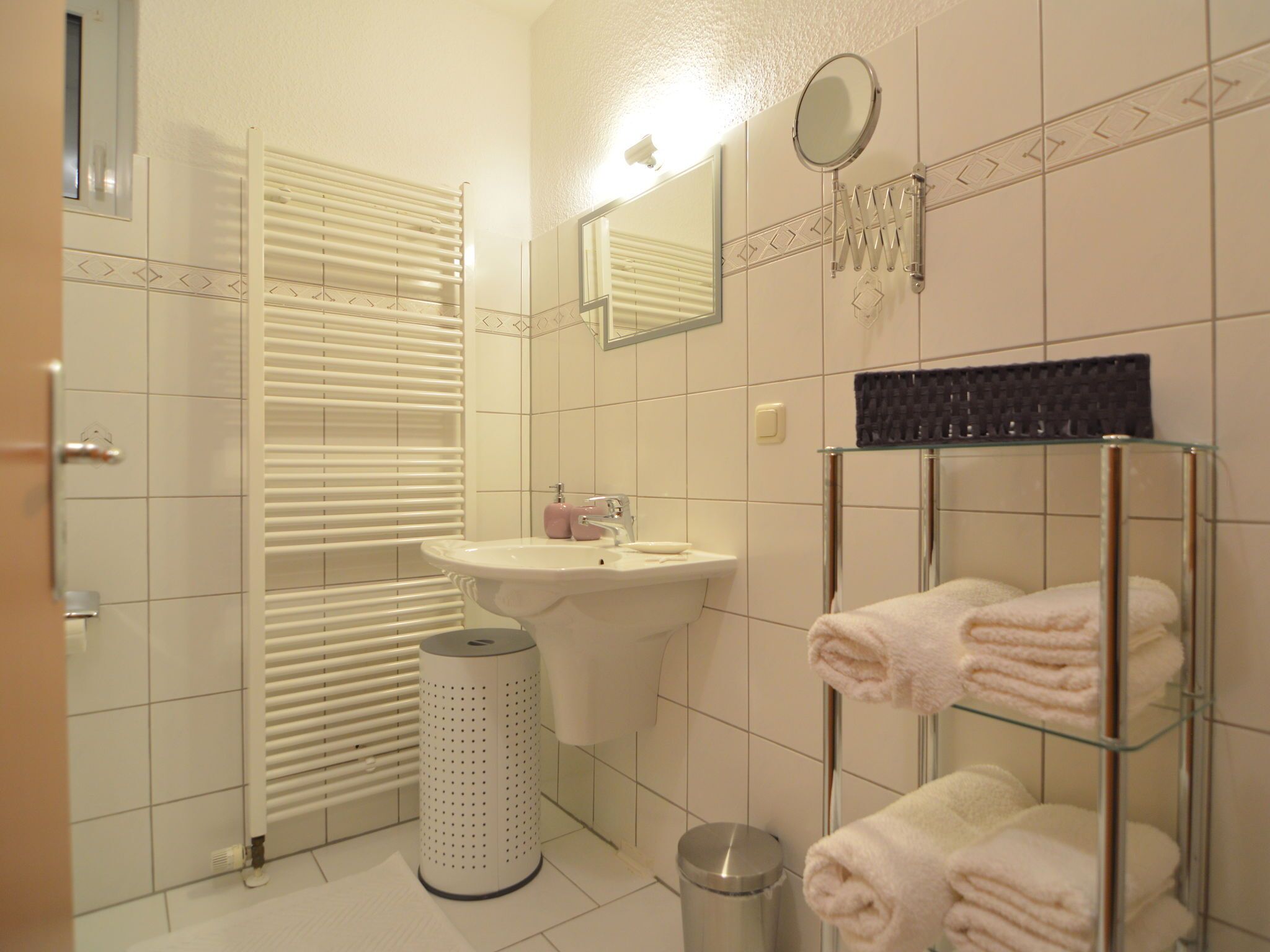Shower, towels