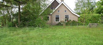 弗里斯蘭度假屋靠近尼德霍斯特湖