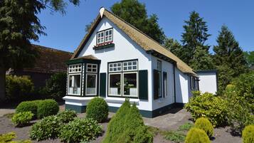 House | Exterior