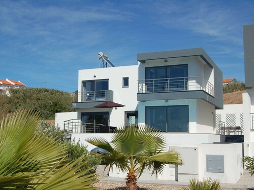 Modern Villa With Private Pool Near the Sea