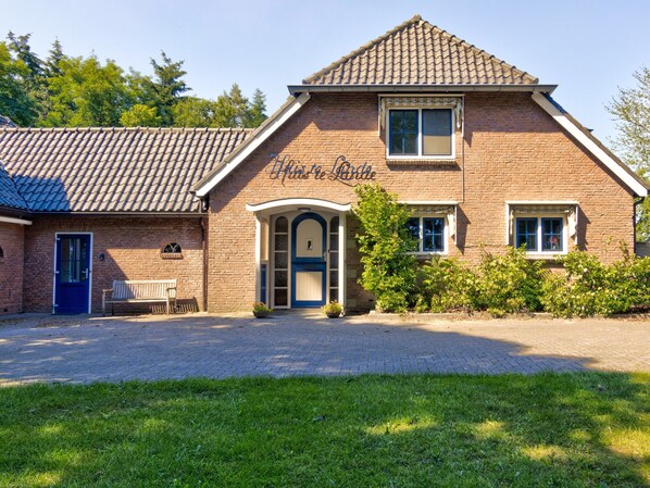 Exterior - Peaceful Holiday Home in Wesepe With Garden (Wesepe)