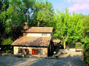 House | Exterior - Montana Escape, Tuscan Stay (Chiusdino)