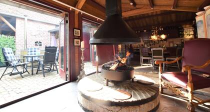 Cottage Near Bourtange With Hot Tub