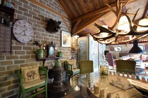 House | Dining - Cottage Near Bourtange With Hot Tub (Musselkanaal)