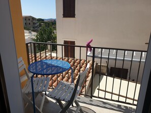 Double or Twin Room, Balcony (Viola) | Balcony - Caletta sul Mare (Siniscola)