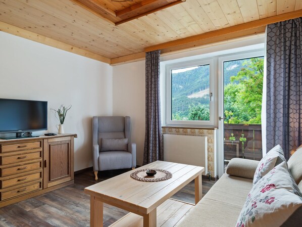 Appartement | Coin séjour | Télévision