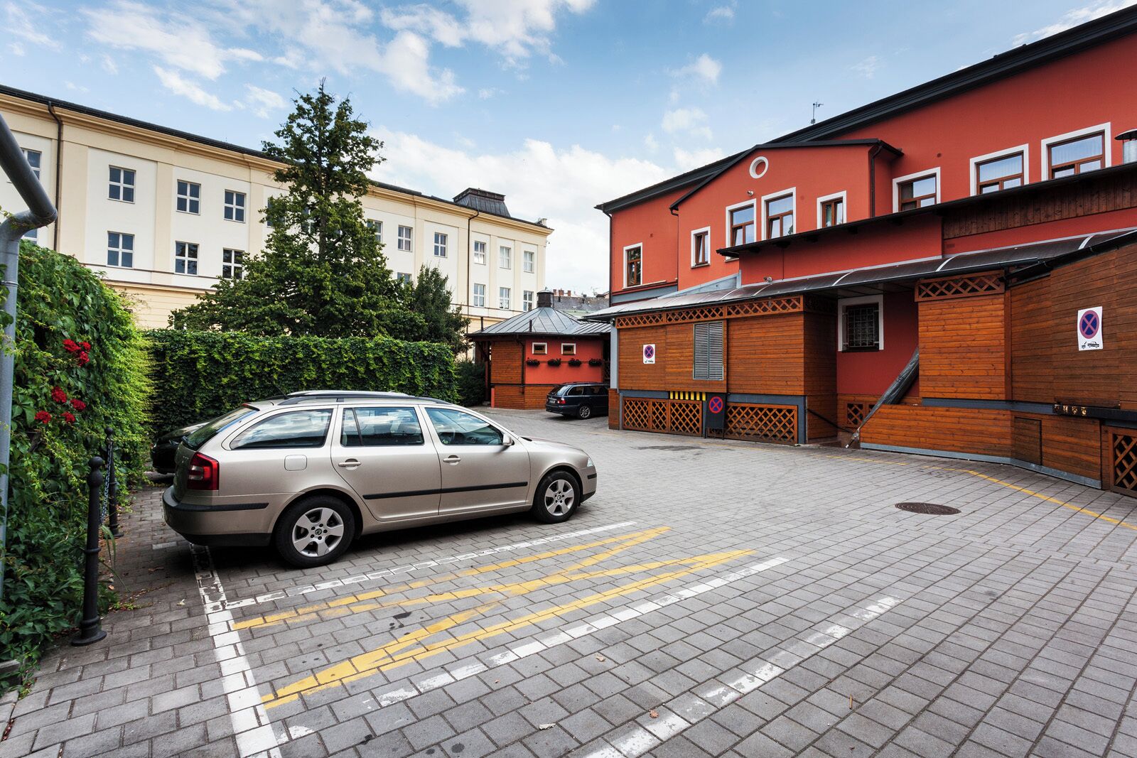 Parcheggio non assistito gratuito