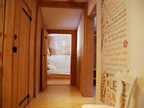 Bathroom - Chalet Innerkrems: Experience Pure Austria at 1,600 Meters Altitude (Krems in Kaernten)