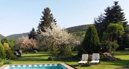 Small Apartment in Bad Tabarz in Thuringia With Garden and Pool