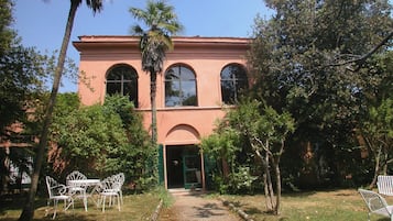 House | Exterior