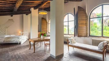 House | 2 bedrooms, individually furnished, bed sheets