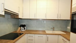 Apartment | Private kitchen | Coffee/tea maker, fridge, oven, dishwasher - Idyllic Apartment in Hippach with Ski Storage near Ski Area (Schwendau)