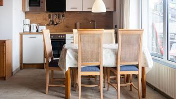 Apartment | Dining