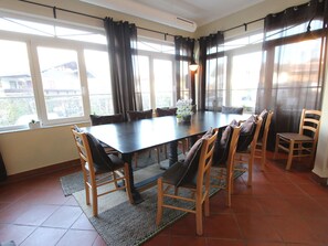 Dining - Spacious Holiday Home in Ellmau With Garden (Ellmau)