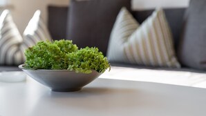 2 bedrooms, individually furnished, bed sheets - Apartment in Tännesberg With Terrace, Garden, Pond, Heating (Tannesberg)