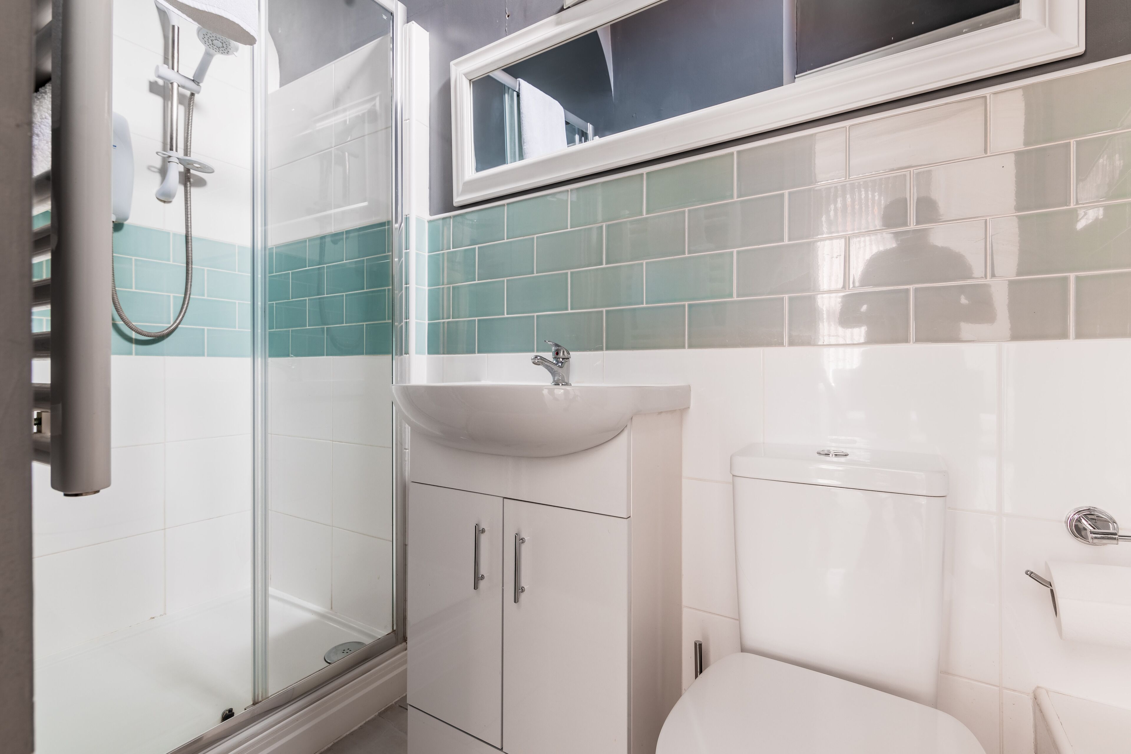 Bathroom shower
