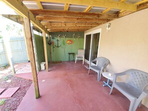 House, 1 King Bed with Sofa bed, Patio | Balcony - Little Treasure (St. Augustine)