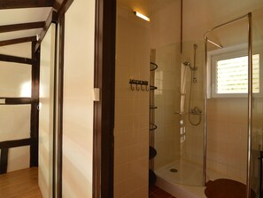 House | Bathroom