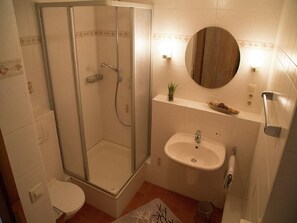 Bathroom - Group Stay in Ulmen-furth (Ulmen)