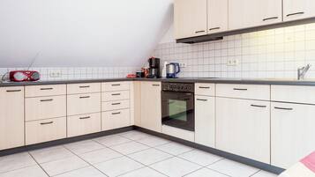 Apartment | Eigene Küche | Hochstuhl